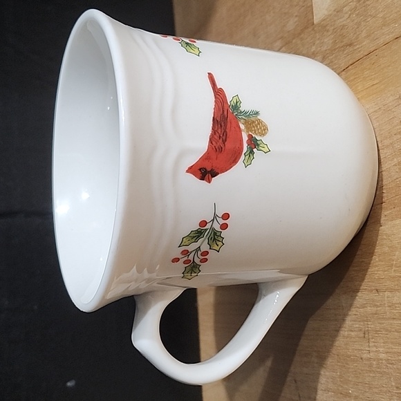 Gibson Kitchen Gibson Cardinal Holly Mug 4 Oz Retired Pattern Euc